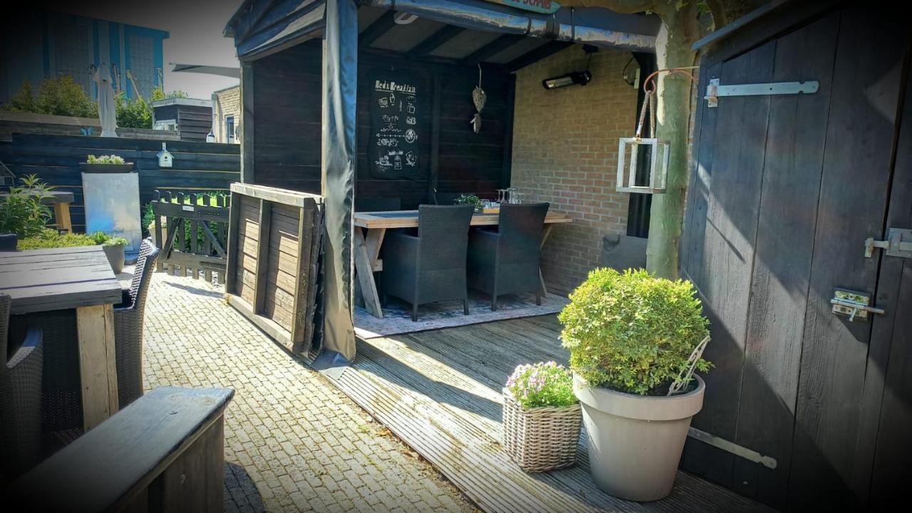 Bed & Breakfast De Schans Makkum Exteriér fotografie